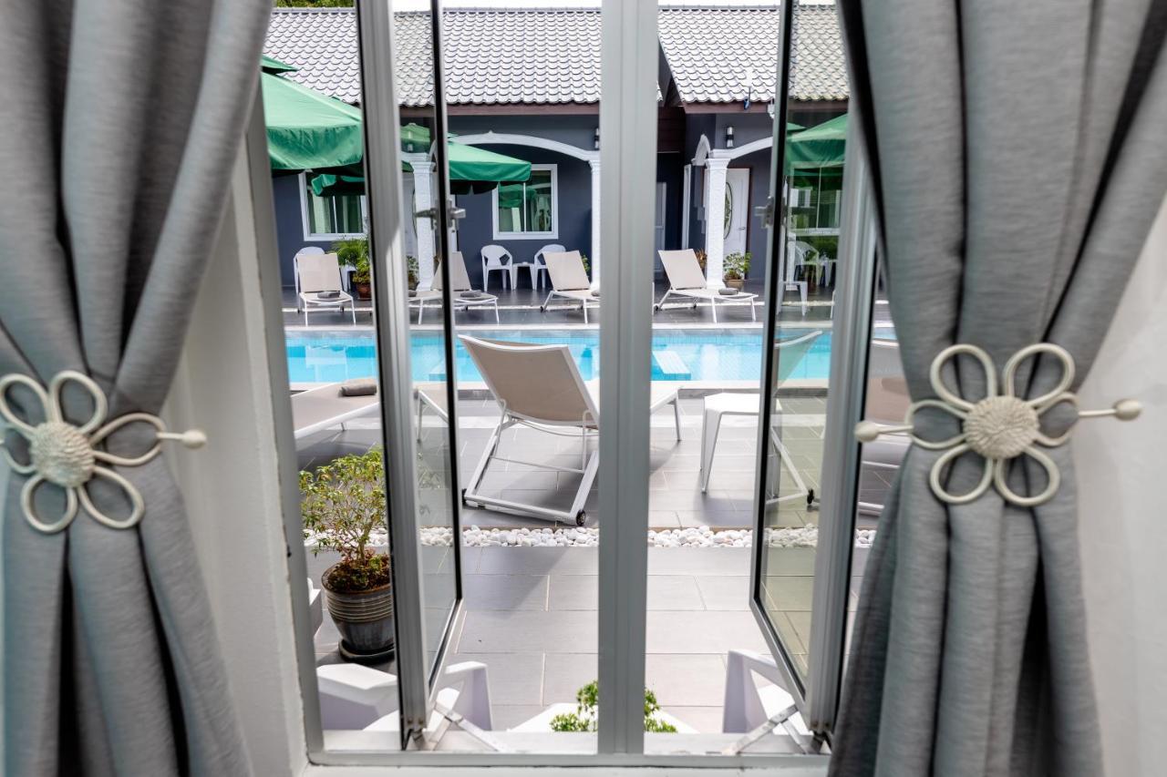 Cenang Rooms With Pool By Virgo Star Resort Pantai Cenang  Exterior photo
